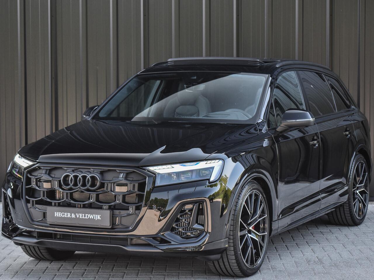 Audi Q7 60 TFSI e QUATTRO PRO LINE S COMPETITION | PANORAMADAK | LUCHTVERING | 4 WHEEL STEERING | HEAD UP | S-SEATS | OLED | 360 CAMERA | SOFT CLOSE | B&O SOUND | TREKHAAK| STOELVERWARMING EN KOELING | AMBIENT SFEERVERLICHTING | STUURVERWARMING