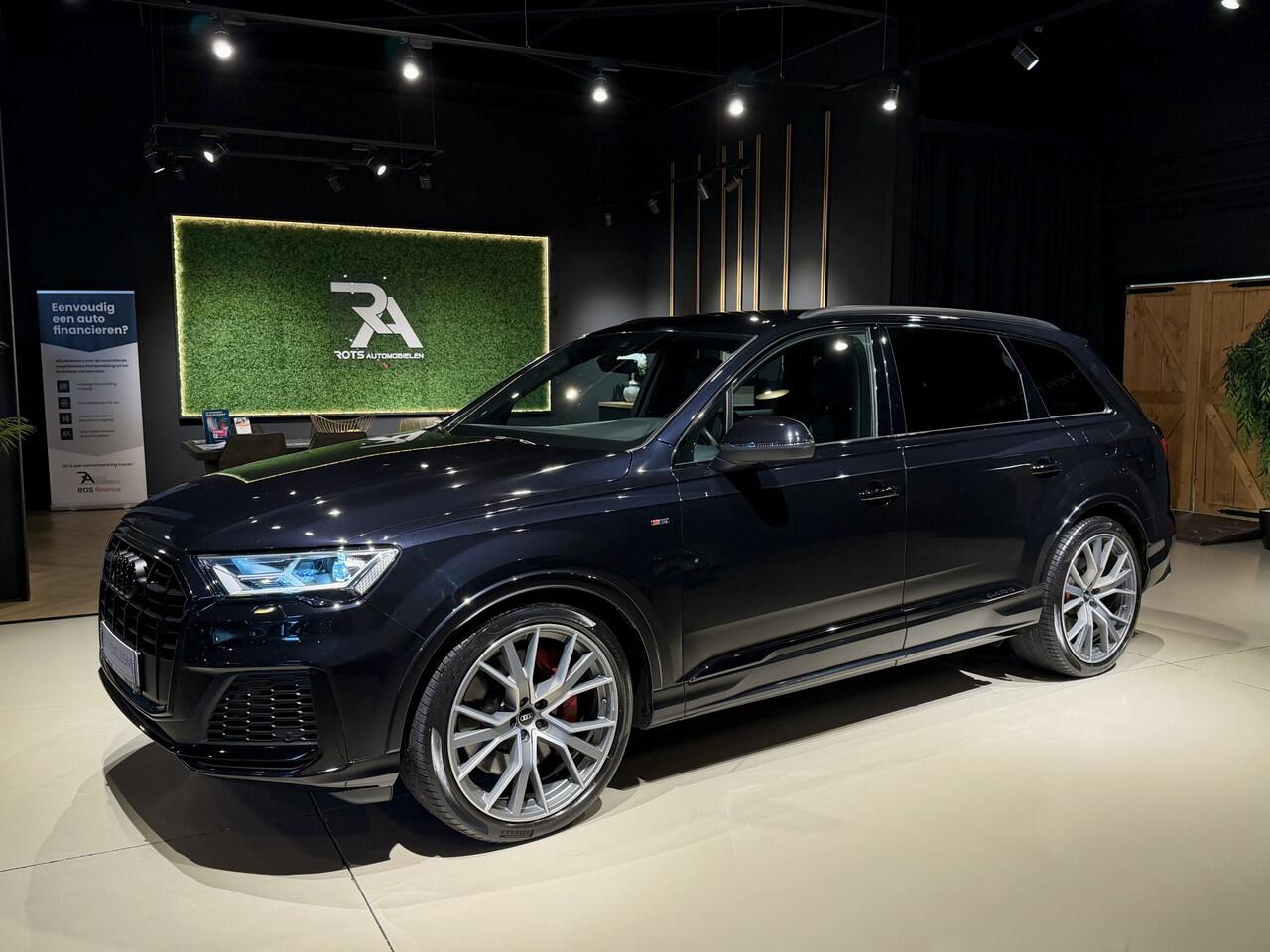 Audi Q7 55 TFSIe S-Line 2021 Luchtvering|Camera|Trekhaak|SQ7 Zwart