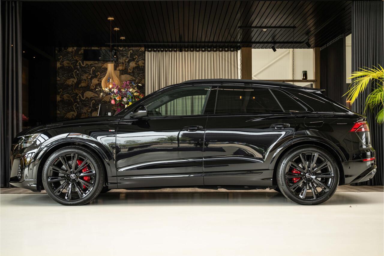 Audi Q8 60 TFSI e Competition | 5 jaar garantie | Alcantara | Rood stiksel | Rode gordel | Soft-close | 5 jaar garantie |