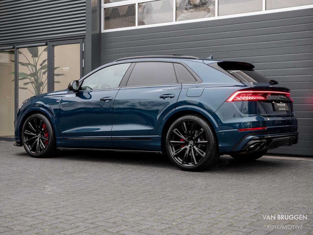 Audi Q8 60 TFSI E Quattro S-Line Pano RS-Stoelen Softclose 23" Galaxy Blue