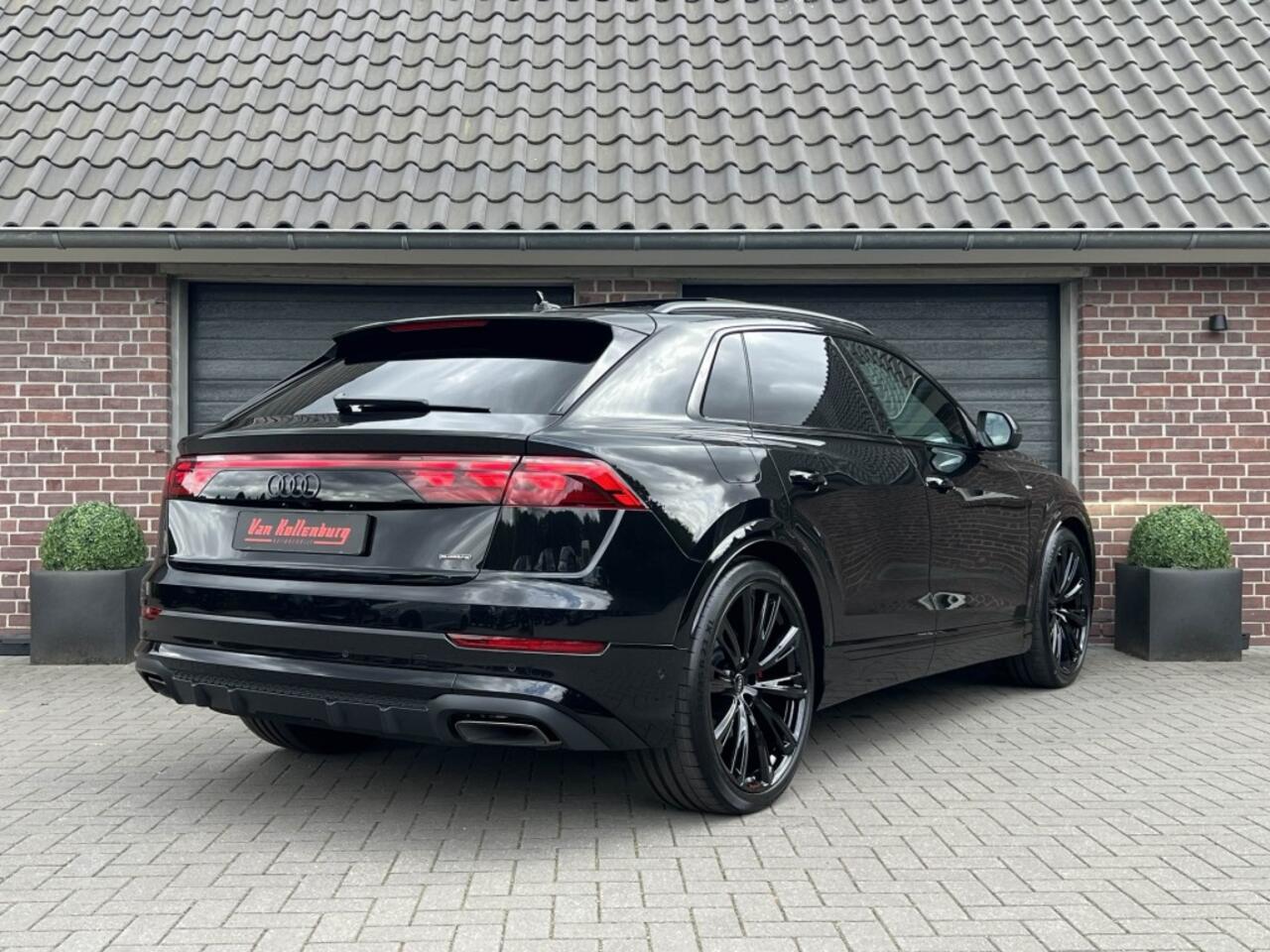 Audi Q8 60 TFSI e Quattro Competition Head up Pano RS Massage 4W besturing