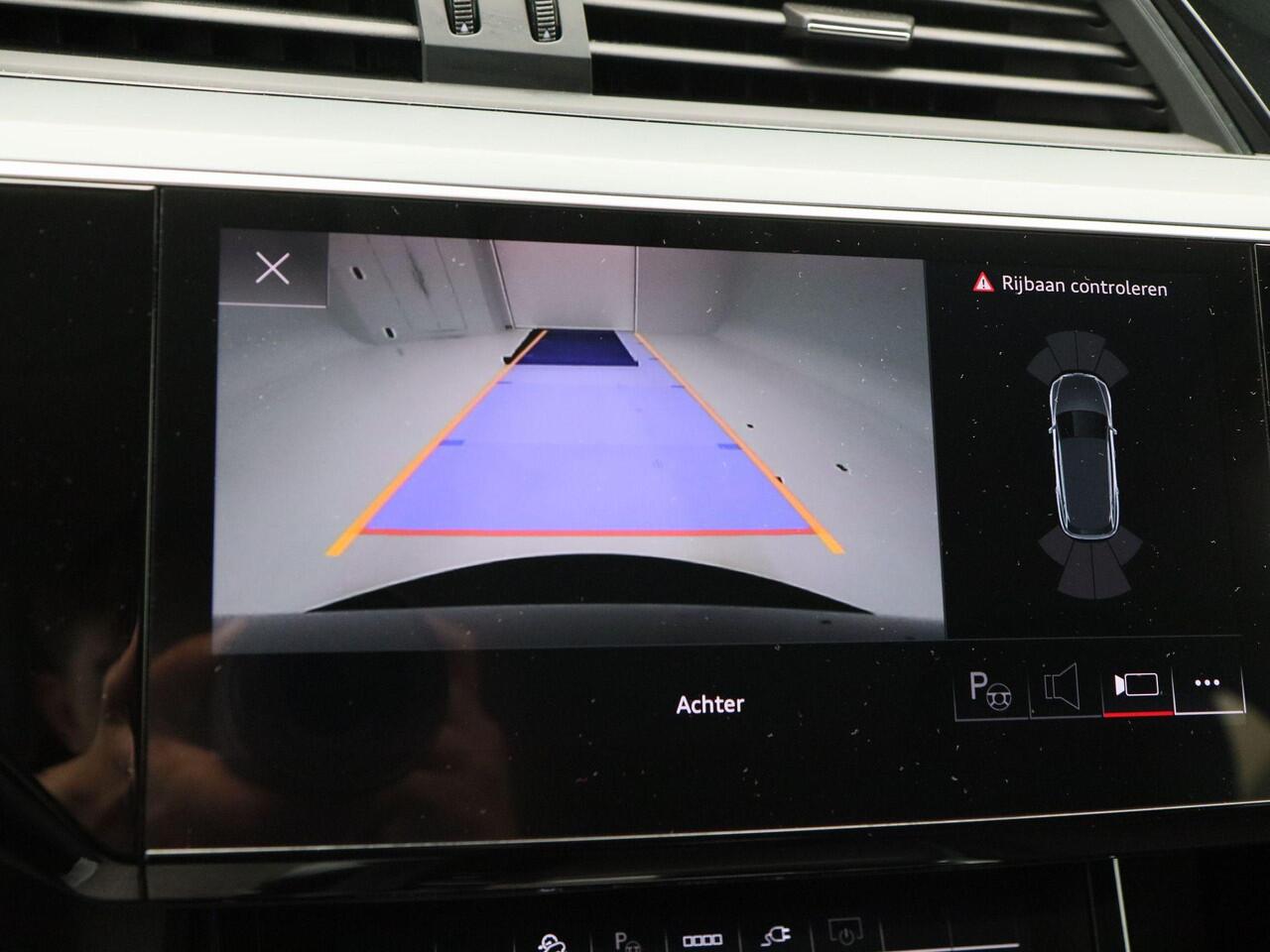 Audi Q8 e-tron 50 quattro Edition 95 kWh 340 Pk | Full LED | Camera | 21 Inch | Navigatie | CarPlay | Cruise Controle | 23.082 km!!