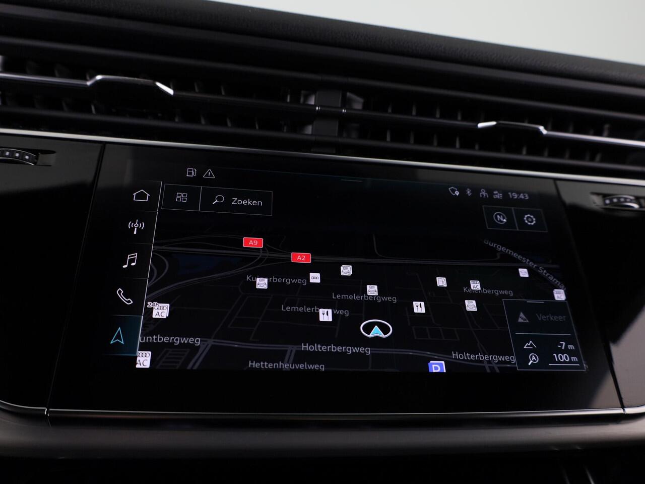 Audi Q8 55 TFSI e quattro Pro Line S 380pk | Panoramadak | Adaptieve cruise controle | Lederen bekleding | Geheugen bestuurderstoel| soh 94%