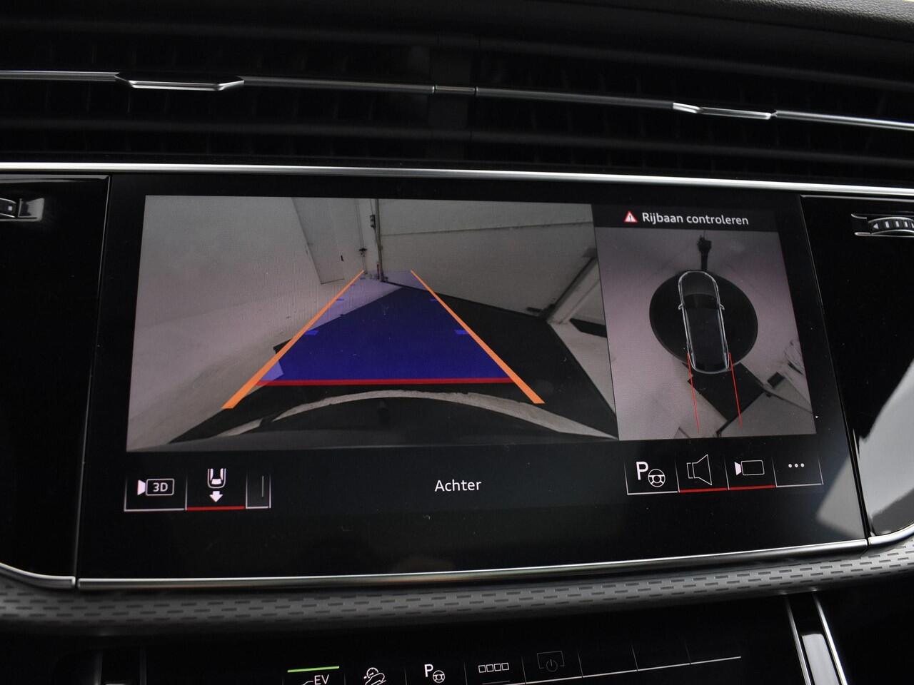 Audi Q8 60 TFSIe 490pk Quattro S Line Competition · Luchtvering · 360 Camera · Servosluiting · Panoramadak · Elek. trekhaak · Stoelventilatie · 22'' Inch · Garantie t/m 12-02-2028 of 90.000km