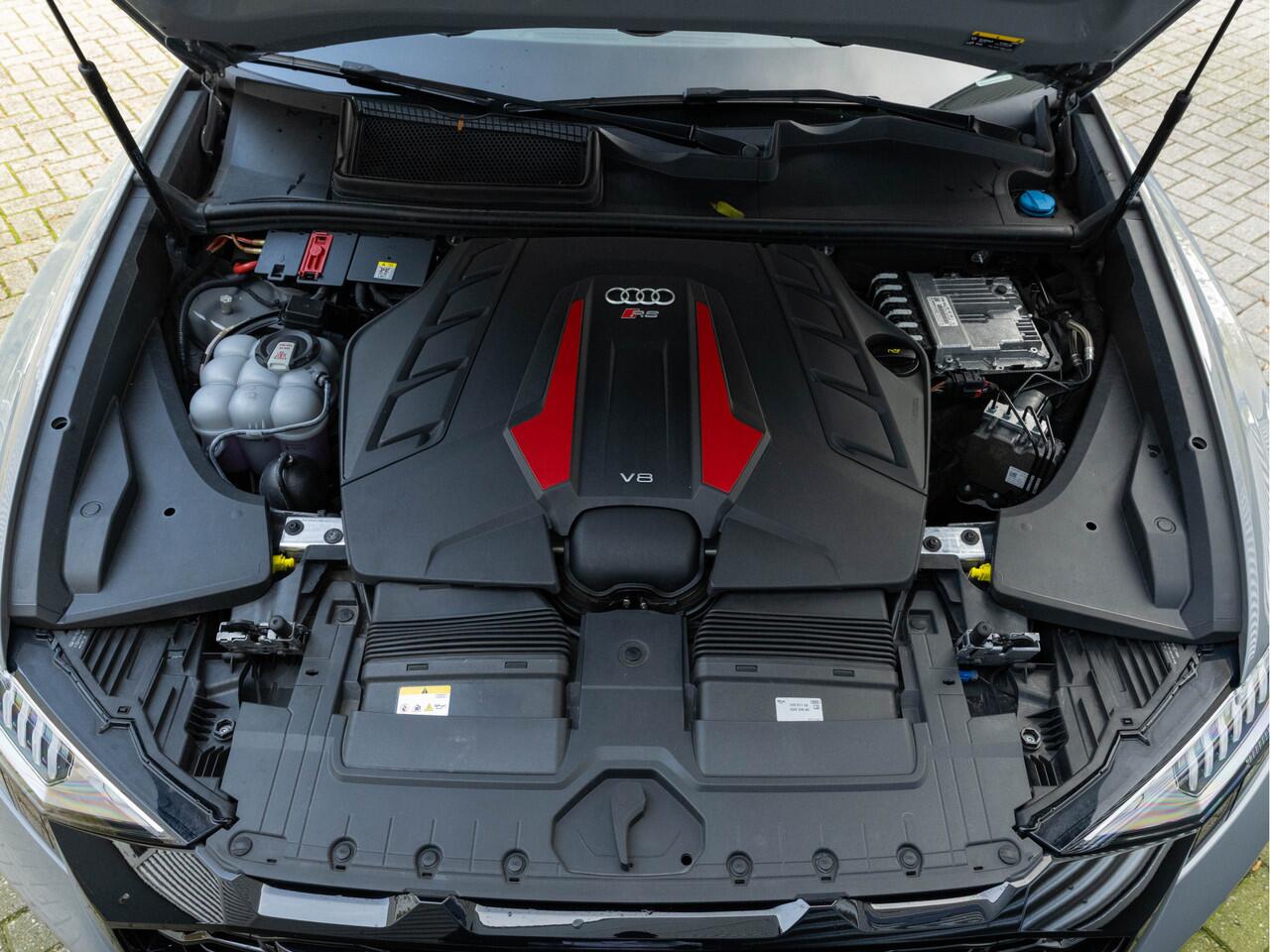 Audi Q8 4.0 TFSI RS Q8 quattro - Pano - Matrix LED - Bang & Olufsen - Trekhaak