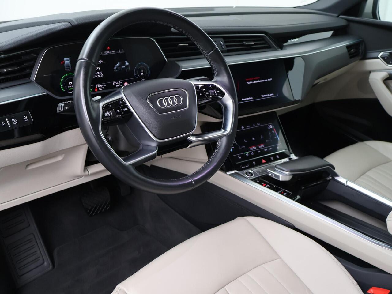 Audi Q8 Sportback e-tron 55 quattro Advanced Edition 115 kWh | 300 PK | Gratis onderhoud t/m 15 jan. 2031 | SoH 92% | Panoramadak | Matrix LED koplampen | B&O Premium sound | 21" LM velgen |