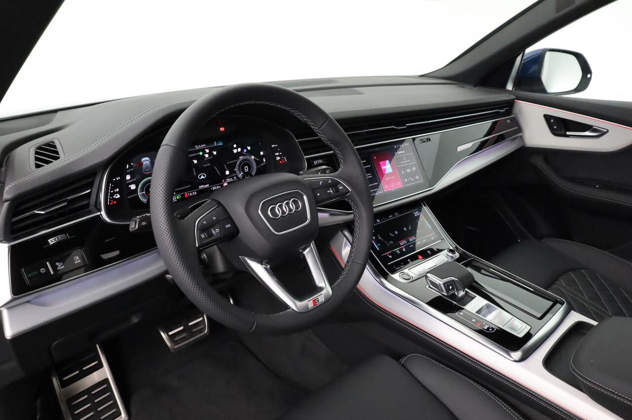 Audi Q8 e-tron Pro Line S 55 TFSI e 290 kW / 394 pk | Bang & Olufsen Premium | 23 inch | Panoramadak | Trekhaak | Tour pakket | Luchtvering |