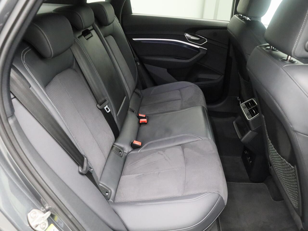 Audi Q8 Sportback e-tron 50 Quattro S Edition 95 kWh | 360° | LUCHTVERING | KEYLESS | STOELVERWARMING