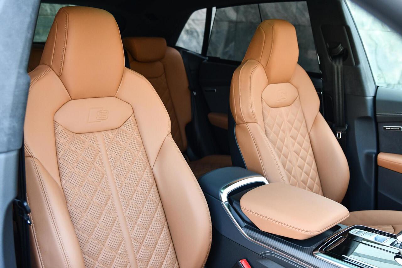 Audi Q8 60 TFSI e Quattro Audi Exclusive Cognac |B&O3D|HUD Audi Exclusive Cognac|B&O Advanced|4W-sturing|Massage|Trekhaak|Carbon|