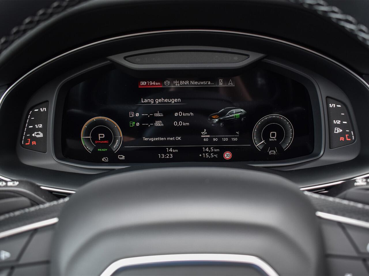 Audi Q8 60 TFSI e QUATTRO PRO LINE S COMPETITION | PANORAMADAK | BANG & OLUFSEN ADVANCED | S-SEATS | CARBON INLEG | HEAD-UP | 360 CAMERA | MEMORY SEATS | ADAPTIVE CRUISE | AMBIANCE INTERIEUR | SOFT-CLOSE | LEDEREN INTERIEUR DELEN | TREKHAAK