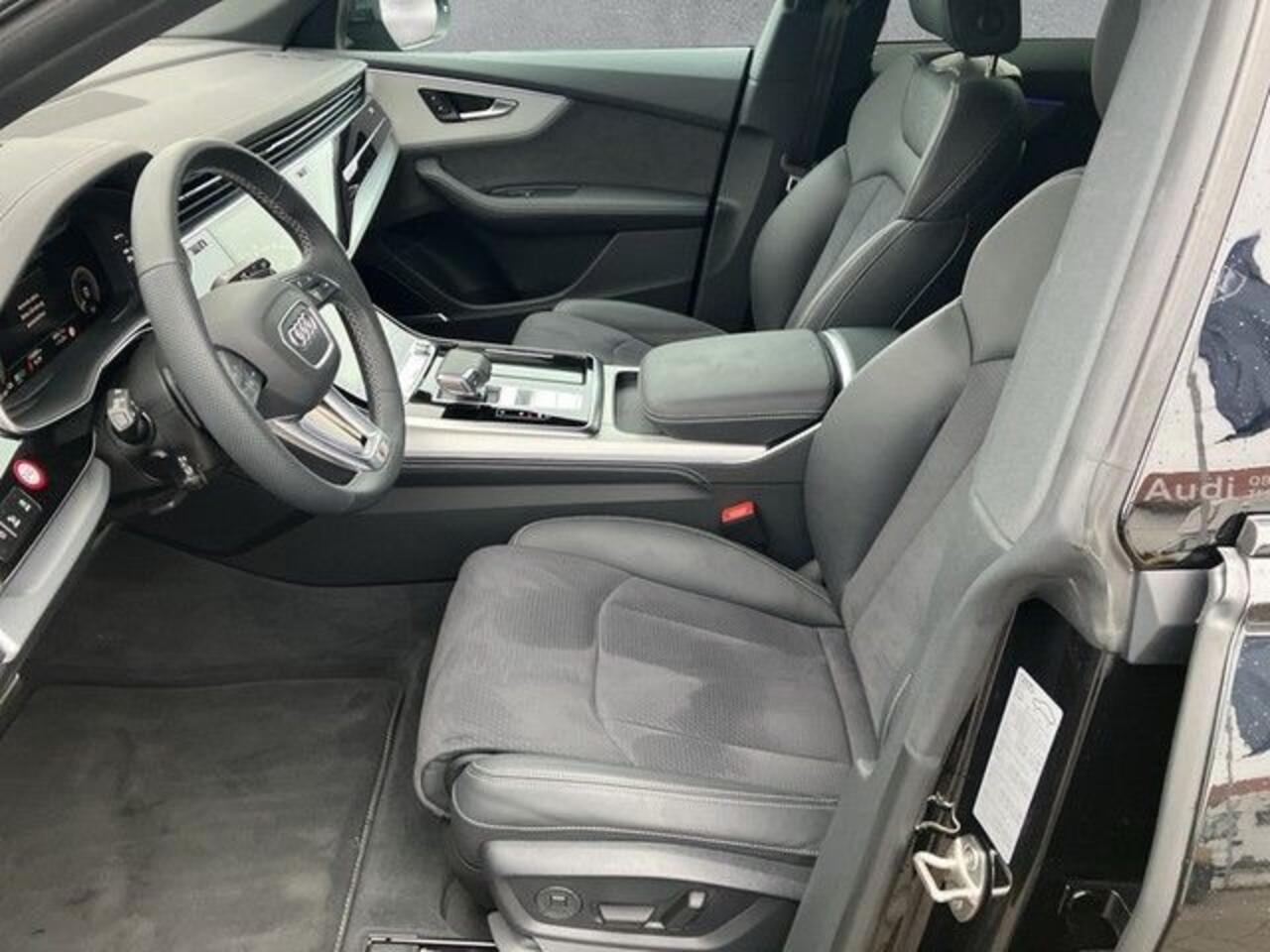 Audi Q8 55 TFSI e Quattro S Line 394 PK ACC Head-Up Luchtvering Bang und Olufsen Matrix 21 Inch