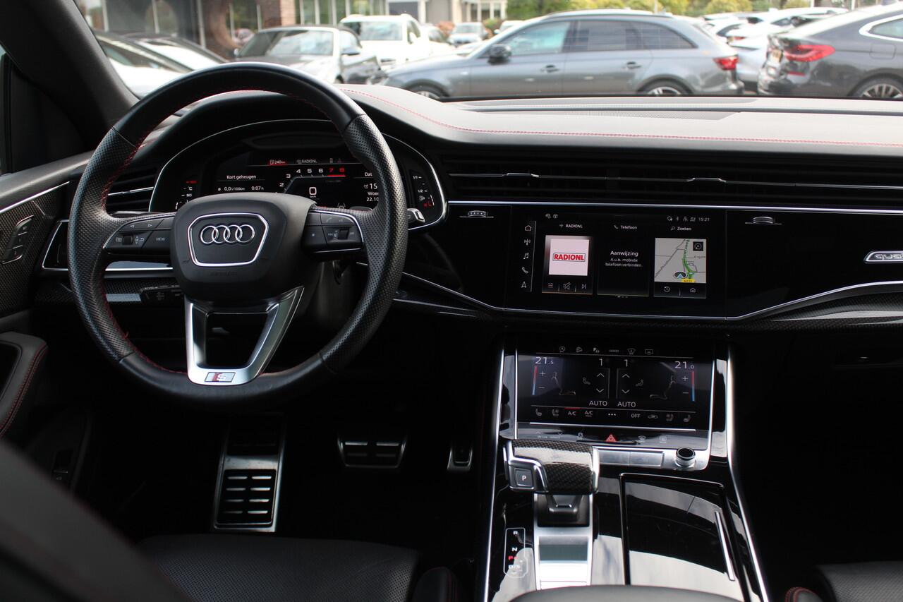 Audi Q8 55 TFSI quattro Pro Line S / Trekhaak / Panoramadak / Camera / Head-up / Luxe Leder / Carbon / 22'' / RS Seats / Keyless / Sfeerverlichting / Matrix LED / Stoelventilatie / Stuur+Stoelverwarming / DAB / ACC / Stoelm