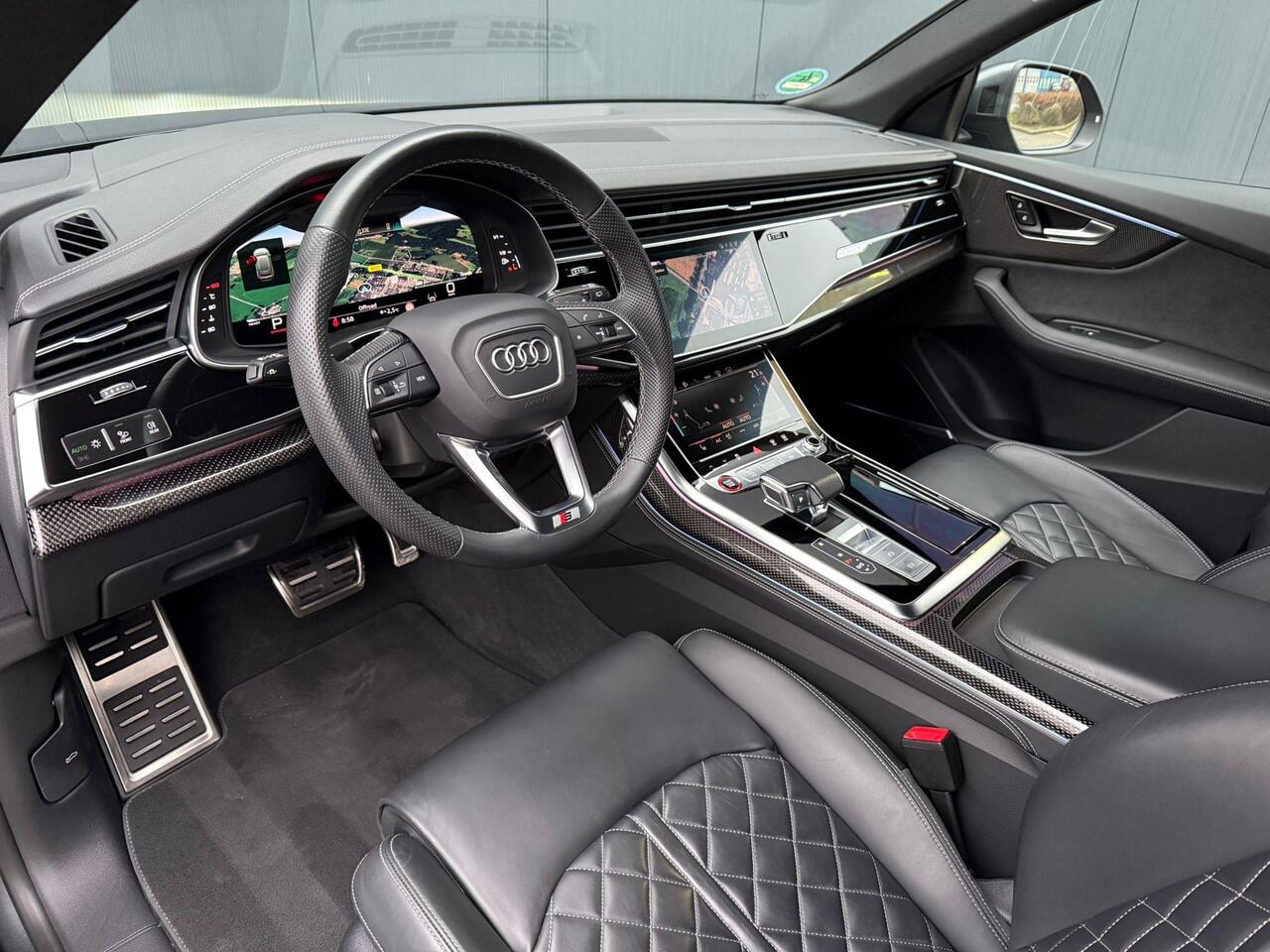 Audi Q8 4.0 TFSI SQ8 quattro 23 inch / carbon / Pano