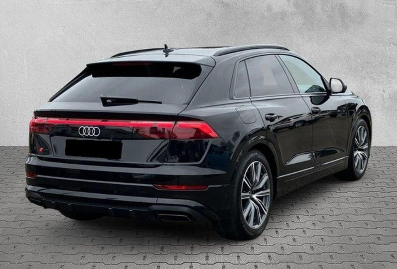 Audi Q8 55 TFSI e Quattro S Line 394 PK ACC Head-Up Luchtvering Bang und Olufsen Matrix 21 Inch