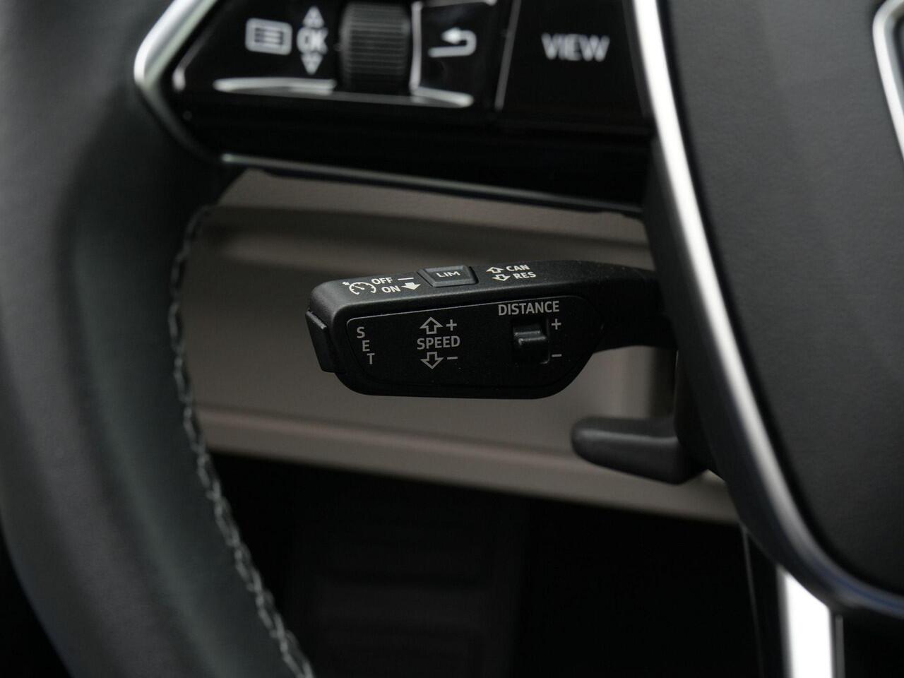 Audi Q8 e-tron 50 quattro Advanced Edition 95 kWh 340 pk | Panoramadak | Leder | Geheugenstoel | Head-up display | 360 camera | Bang & Olufsen