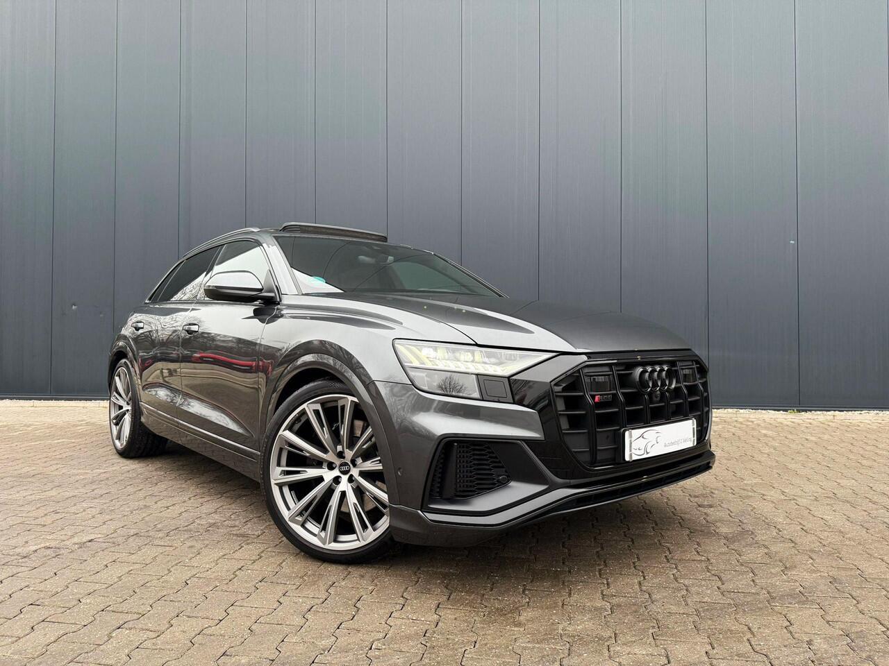Audi Q8 4.0 TFSI SQ8 quattro 23 inch / carbon / Pano