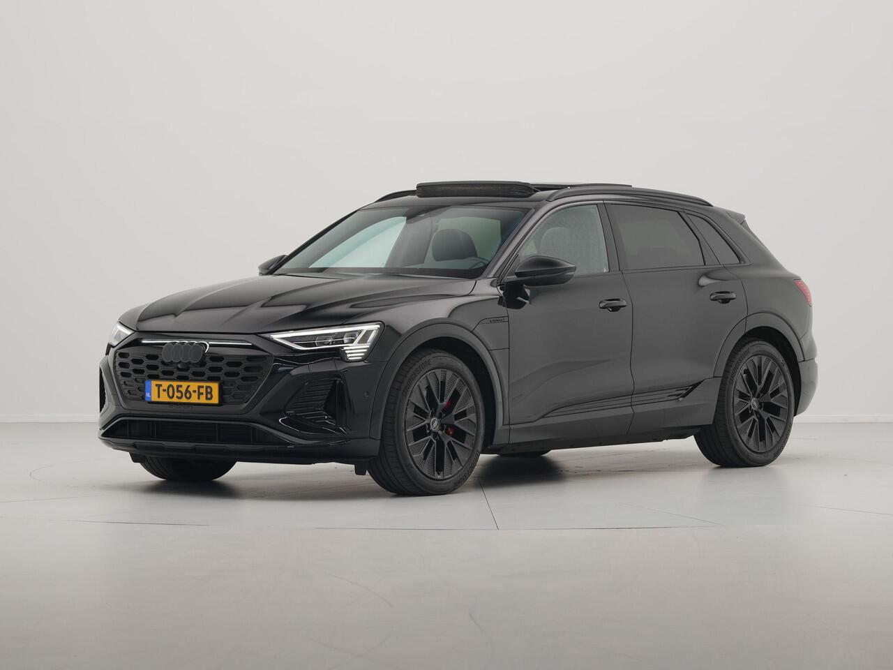 Audi Q8 e-tron 55 quattro S-Line Edition 115 kWh 408pk Panorama Navigatie Camera Matrix led 32
