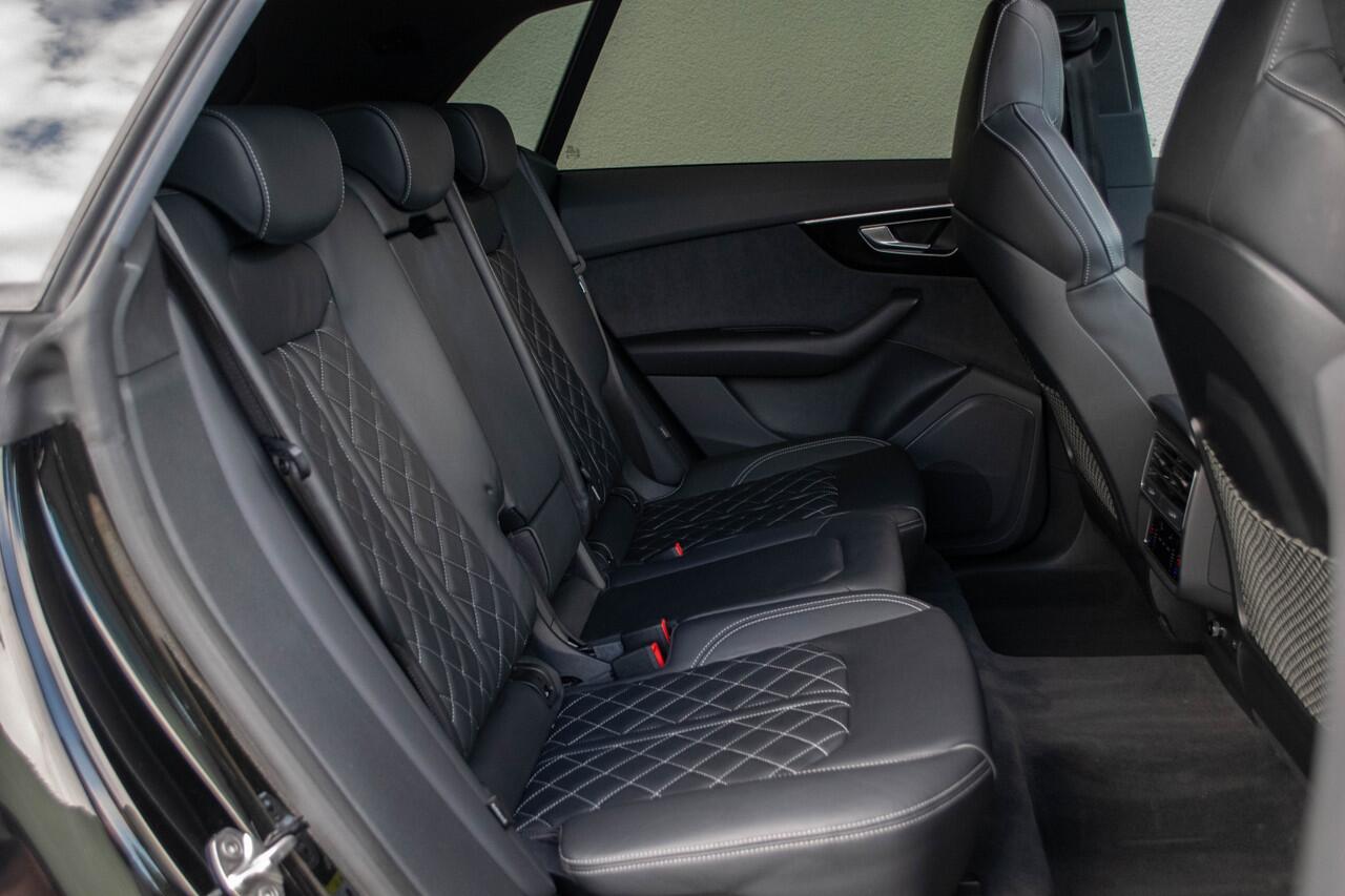 Audi Q8 55 TFSI Quattro / ***ABT***/ 23 Inch Velgen/ S-line/ Panoramadak/ Trekhaak/ 250kW (340PK)