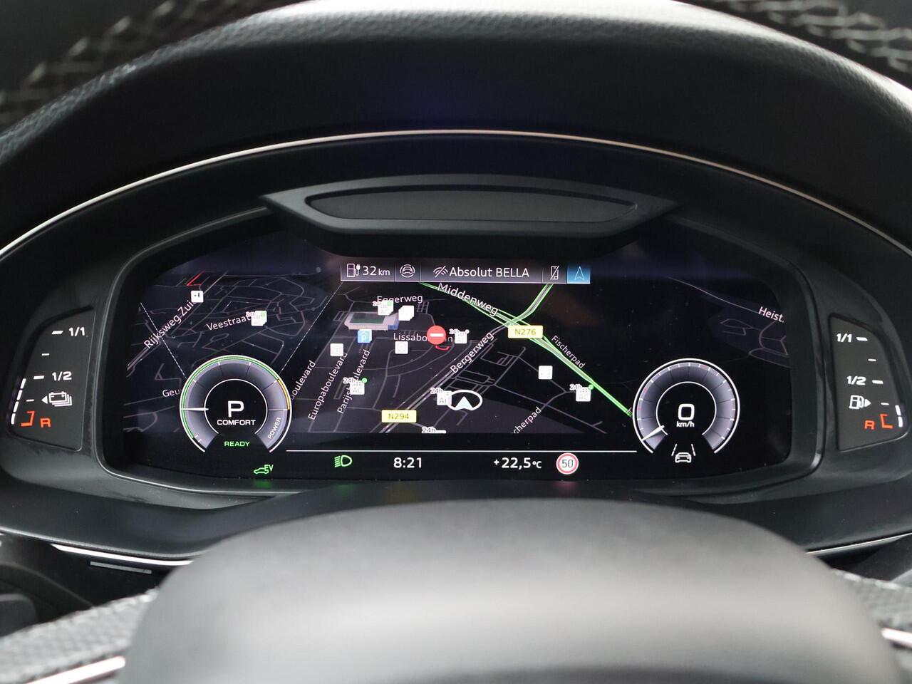 Audi Q8 60 TFSI e quattro Pro Line S Competition | 490 PK | SoH 100% | Trekhaak | Panoramadak | Head-Up display | Luxe lederen bekleding | 22" LM velgen | 360 graden camera |