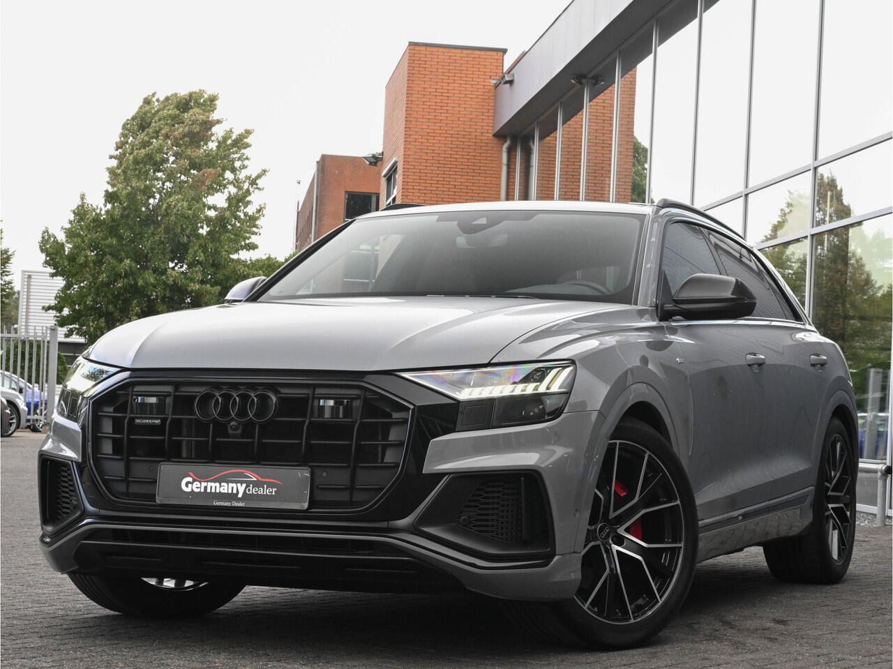 Audi Q8 55TFSI 340PK Quattro 4W-best Indiv-Nardo RS-Zetels Softclose Lucht Tr-Haak VOL!