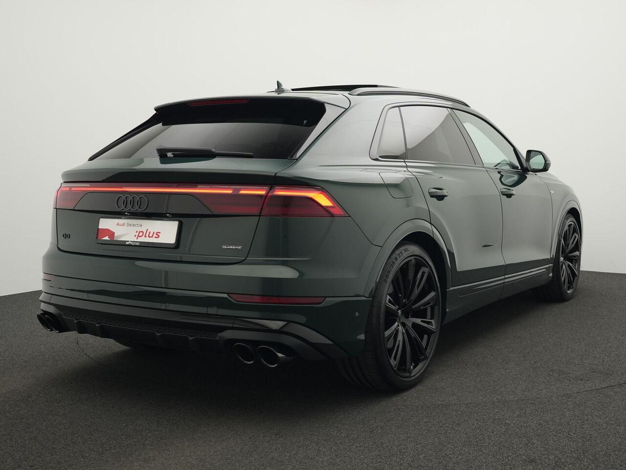 Audi Q8 60 TFSI e quattro 490 PK | Competition | Goodwood Green (Audi Exclusive) | Panoramadak | Trekhaak | Vierwielsturing | Sportstoelen plus | Laser LED | Bang & Olufsen | Rondomzicht camera