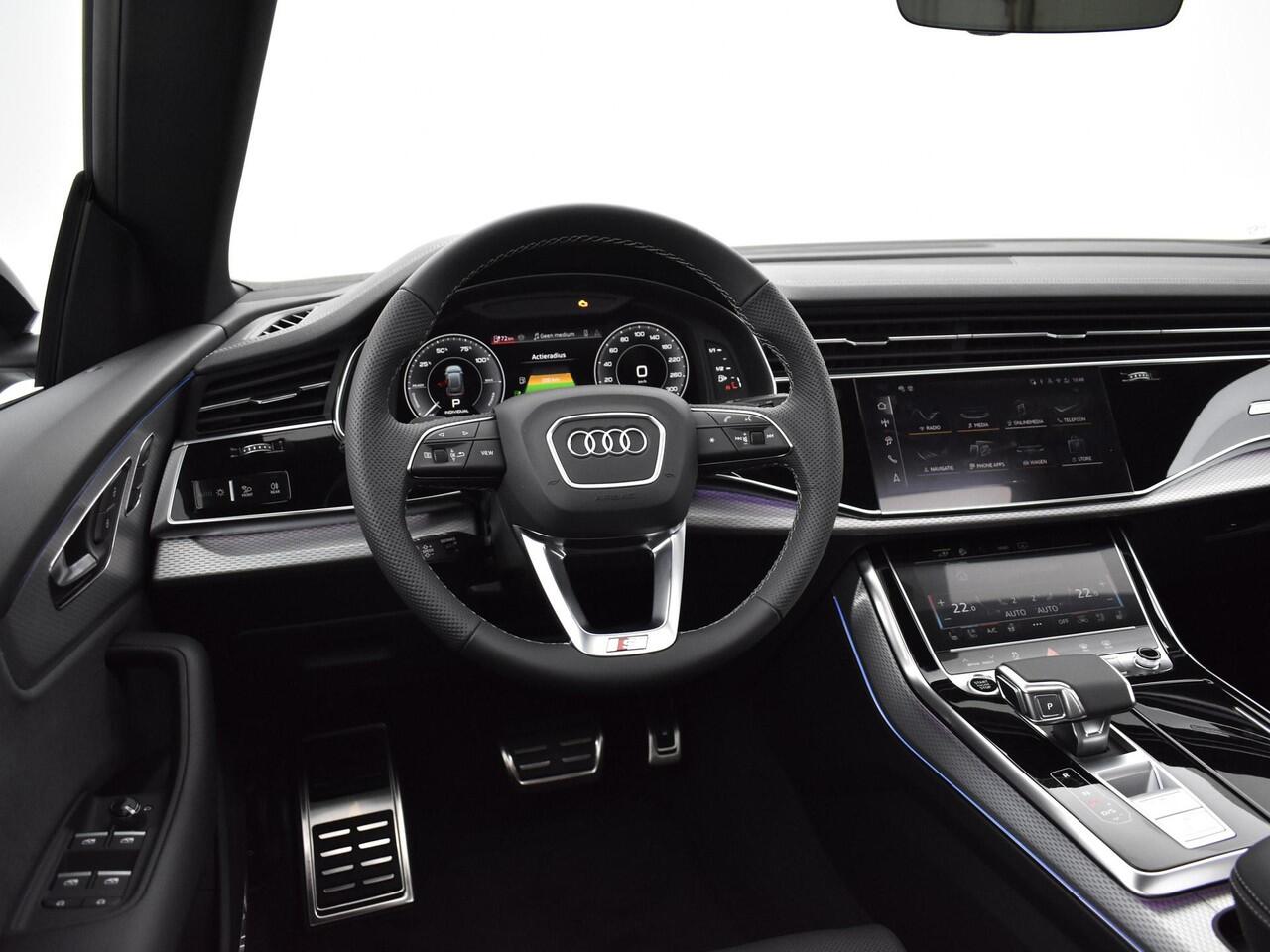 Audi Q8 60 TFSIe 490pk Quattro S Line Competition · Luchtvering · 360 Camera · Servosluiting · Panoramadak · Elek. trekhaak · Stoelventilatie · 22'' Inch · Garantie t/m 12-02-2028 of 90.000km