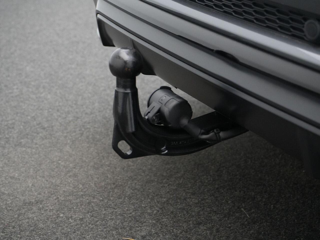 Audi Q8 55 TFSI e 381 pk tiptronic quattro Pro Line S / S-Line | Panoramadak | Rondomzicht camera | Bang & Olufsen sound | Luchtvering | Standkachel | Trekhaak | 22 inch