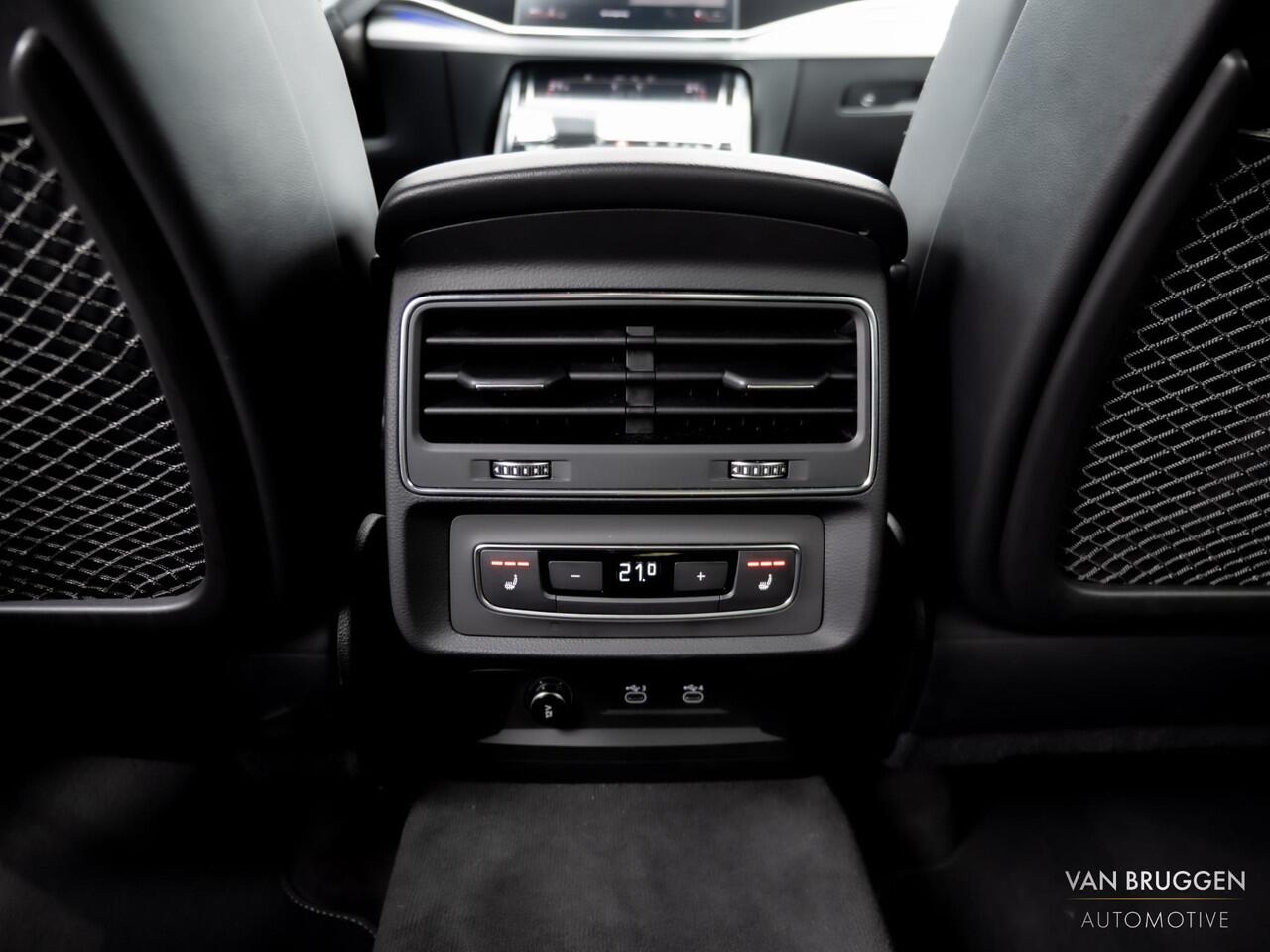 Audi Q8 60 TFSI E Quattro S-Line Pano RS-Stoelen Trekhaak Massage 23" Softclose HUD