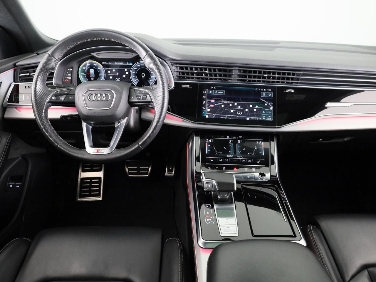 Audi Q8 55 TFSI e quattro Pro Line S 380pk | Panoramadak | Adaptieve cruise controle | Lederen bekleding | Geheugen bestuurderstoel| soh 94%