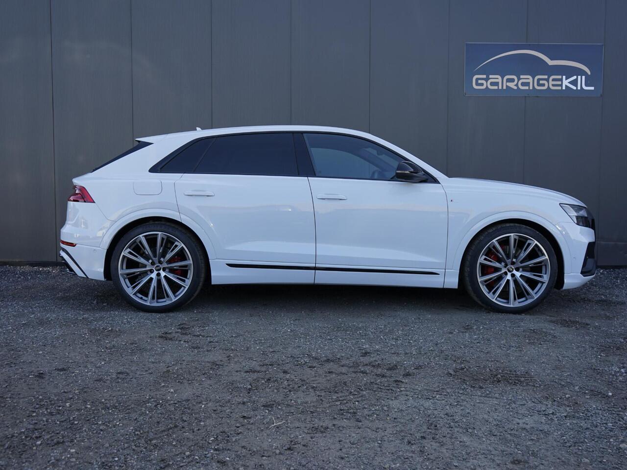 Audi Q8 55 TFSI e quattro Pro Line S Dealeronderh. / 23inch / Panoramadak / Matrix / RS stoelen / Trekhaak / B&O / Camera / Soft close