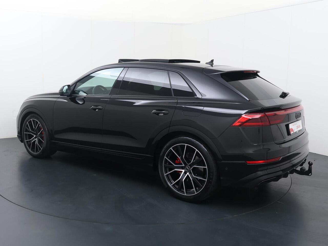 Audi Q8 60 TFSI e quattro Pro Line S Competition | 490 PK | SoH 100% | Trekhaak | Panoramadak | Head-Up display | Luxe lederen bekleding | 22" LM velgen | 360 graden camera |