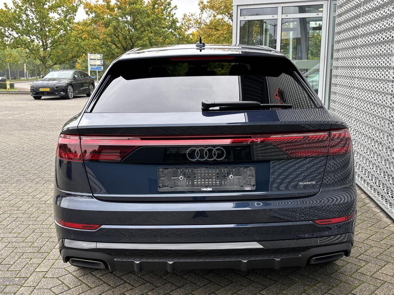 Audi Q8 Pro Line S Competition (C2 PI) 60 TFSI e 360 kW / Pano|Adaptive|23Inch