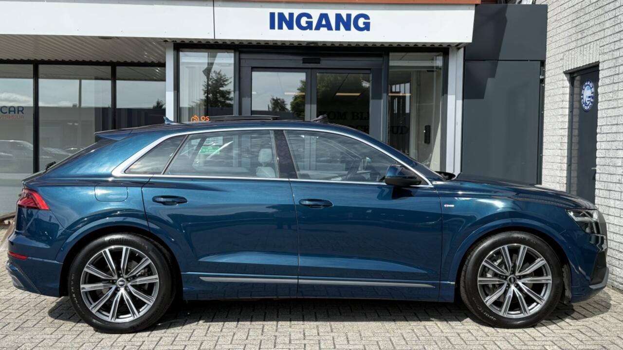 Audi Q8 55 TFSI e q S-Line | Pano | Camera