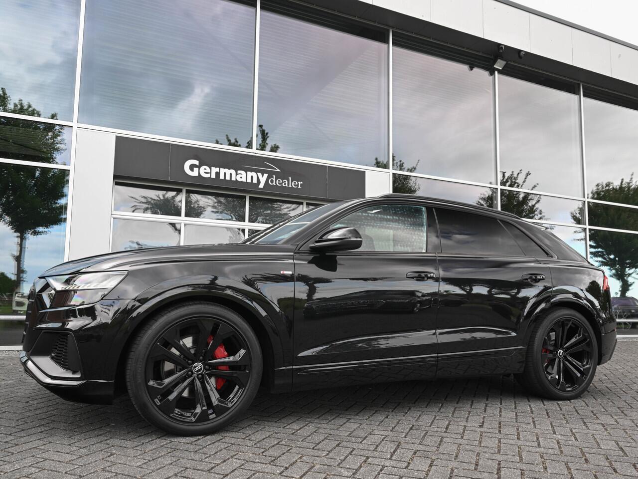 Audi Q8 55TFSI 340PK V6 Quattro S-Line Black Optic Lucht Pano M-led Softclose Head-Up Nachtz 22-Inch