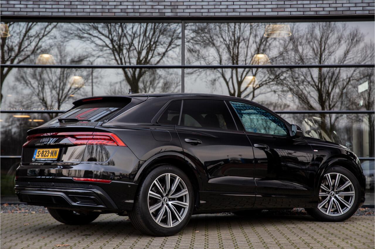 Audi Q8 55 TFSI e quattro Pro Line Advanced , RS-stoelen, 3D-camera, Luchtvering, Head-up display, Apple Carplay,