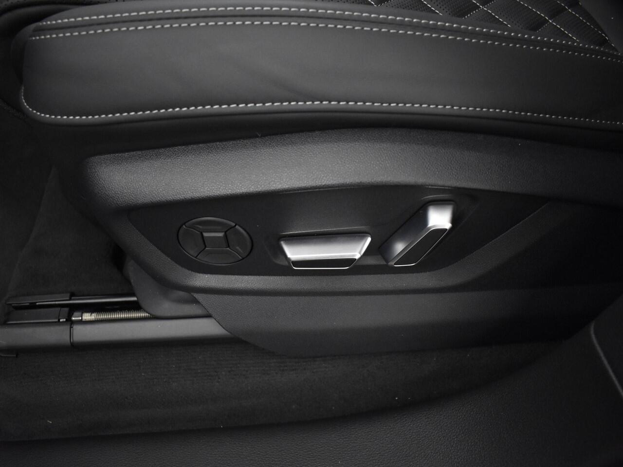 Audi Q8 60 TFSIe 490pk Quattro S Line Competition · Luchtvering · 360 Camera · Servosluiting · Panoramadak · Elek. trekhaak · Stoelventilatie · 22'' Inch · Garantie t/m 12-02-2028 of 90.000km