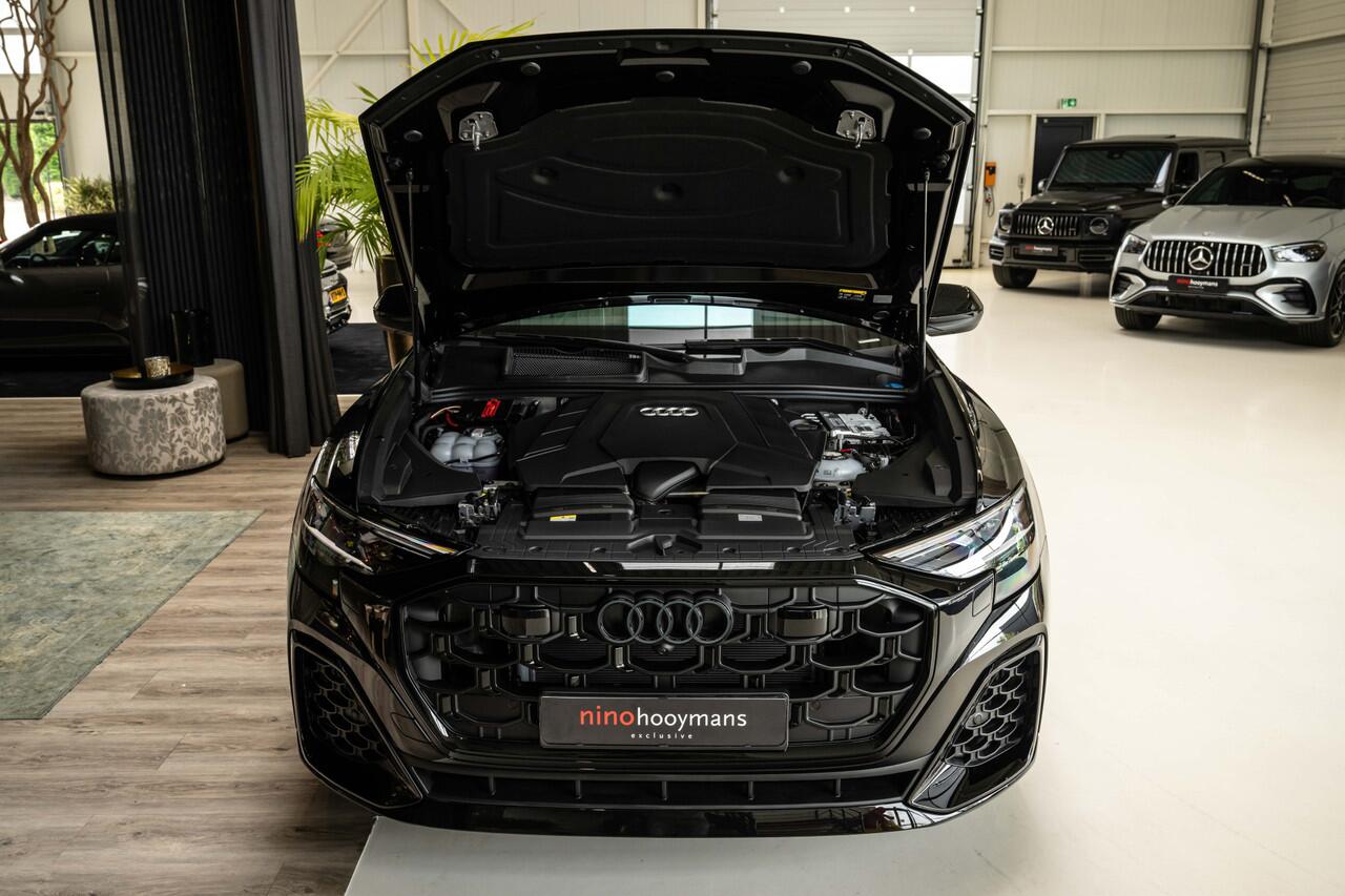 Audi Q8 60 TFSI e Competition | 5 jaar garantie | Alcantara | Rood stiksel | Rode gordel | Soft-close | 5 jaar garantie |