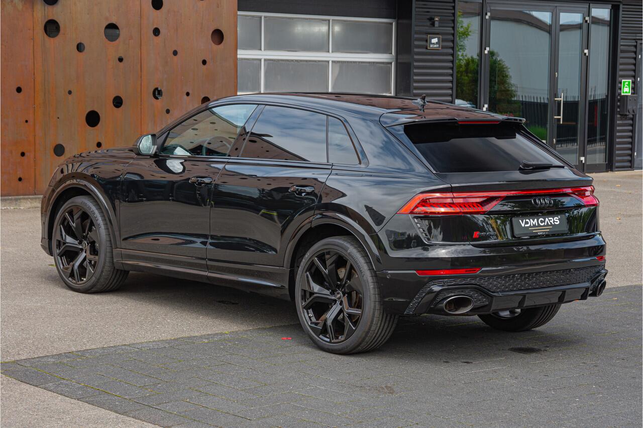 Audi Q8 4.0 TFSI RS Q8 quattro | Soft-Close | Smartphone | B&O | Tour | HUD | Panorama | 23" | Sportuitlaat |
