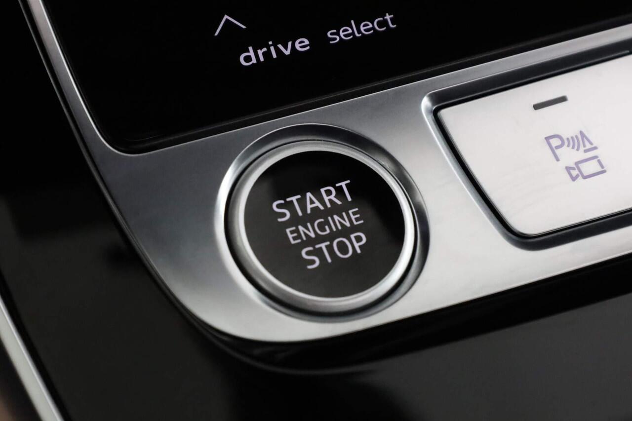 Audi Q8 Pro Line S 55 TFSI e 290 kW / 394 PK SUV 8 versn. | e-premie ¤ 6.000,- | Bang & Olufsen Premium | 23 inch | Panoramadak | Trekhaak | Tour pakket | Luchtvering | Leder