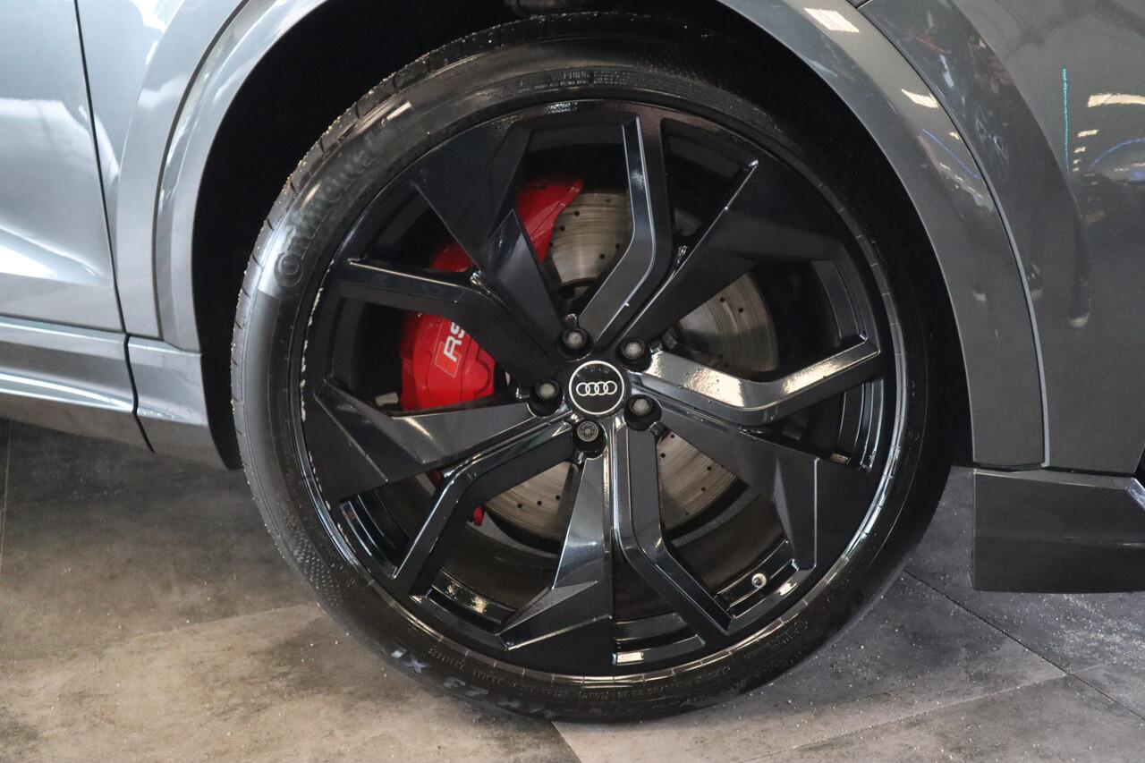 Audi Q8 4.0 TFSI RS Q8 quattro Panoramadak 23''Velgen Head-Up B&O Audio