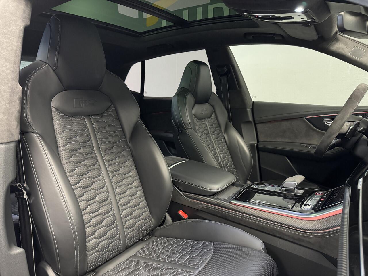 Audi Q8 4.0 TFSI RS Q8 quattro Keramische/ Massage/Nachtzicht/B en O