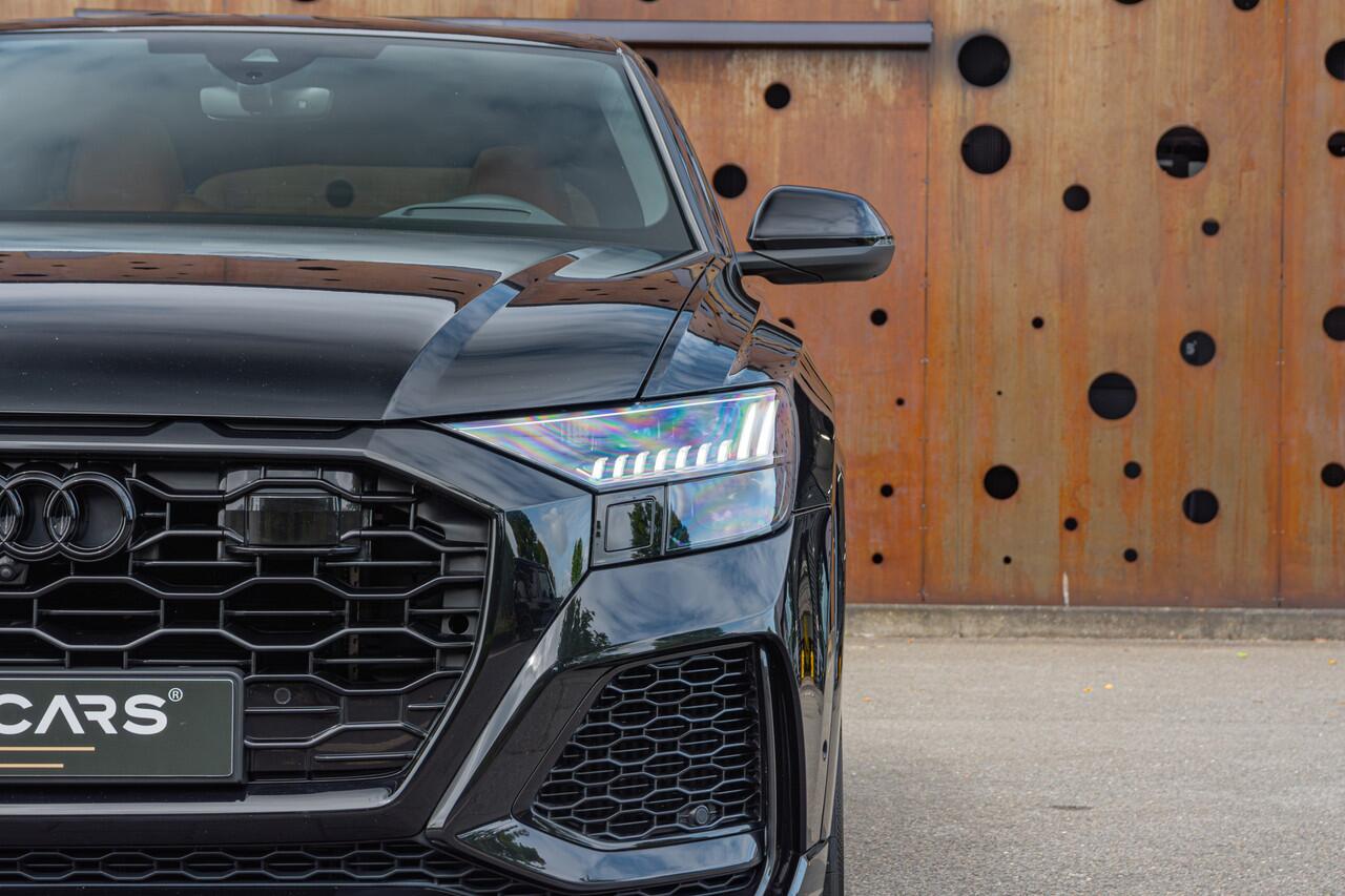 Audi Q8 4.0 TFSI RS Q8 quattro | Soft-Close | Smartphone | B&O | Tour | HUD | Panorama | 23" | Sportuitlaat |
