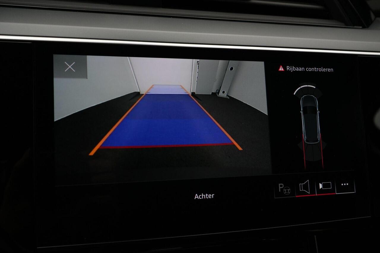 Audi Q8 e-tron 50 quattro Edition 95 kWh 340 pk | Luchtvering | Achteruitrijcamera | Navigatie | Stoelverwarming | Apple Carplay / Android Auto