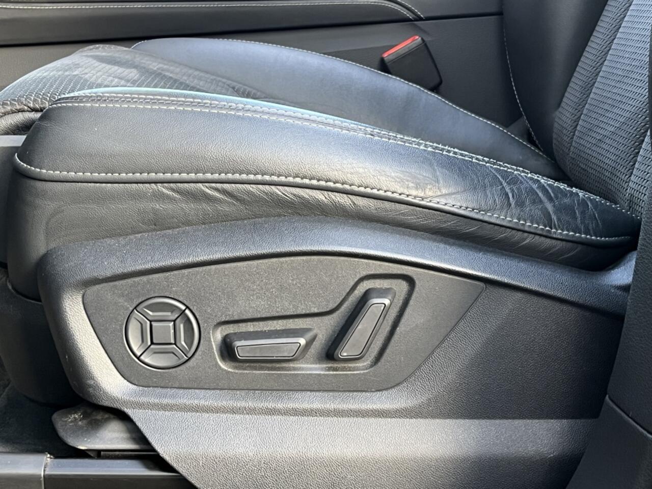 Audi Q8 50 TDI quattro 2x S-line | Matrix LED | Head-up | Luchtvering |