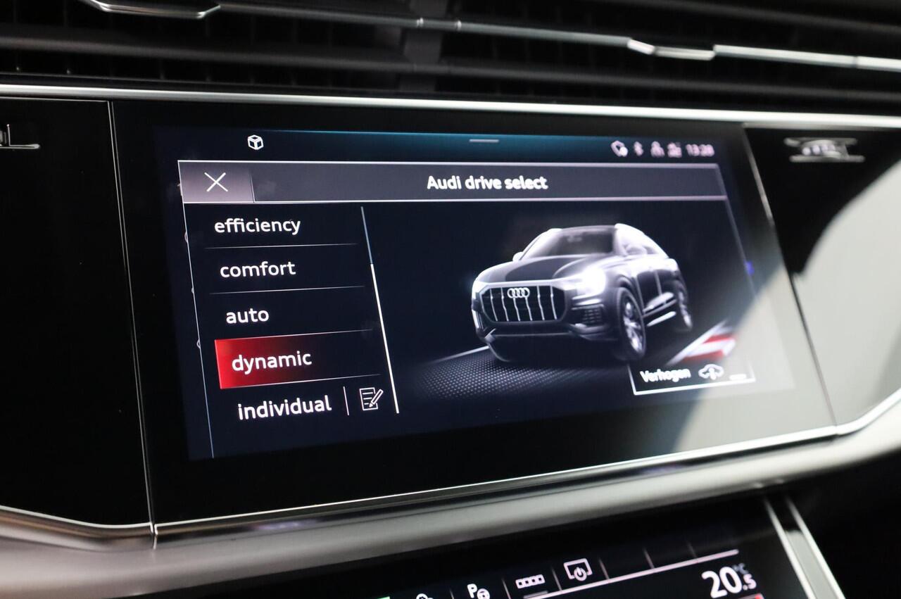Audi Q8 Pro Line S 55 TFSI e 290 kW / 394 PK SUV 8 versn. | e-premie ¤ 6.000,- | Bang & Olufsen Premium | 23 inch | Panoramadak | Trekhaak | Tour pakket | Luchtvering | Leder