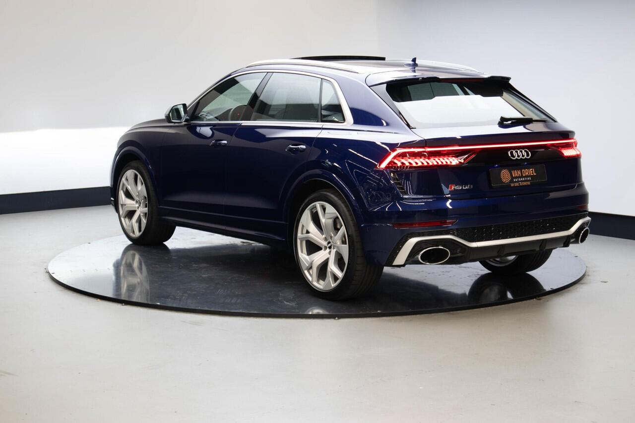 Audi Q8 4.0 TFSI RS Q8 quattro | B&O Advanced | Audi exclusive Leder | City | Tour | Parking | Panorama | Trekhaak | 23 Inch | Matrix |