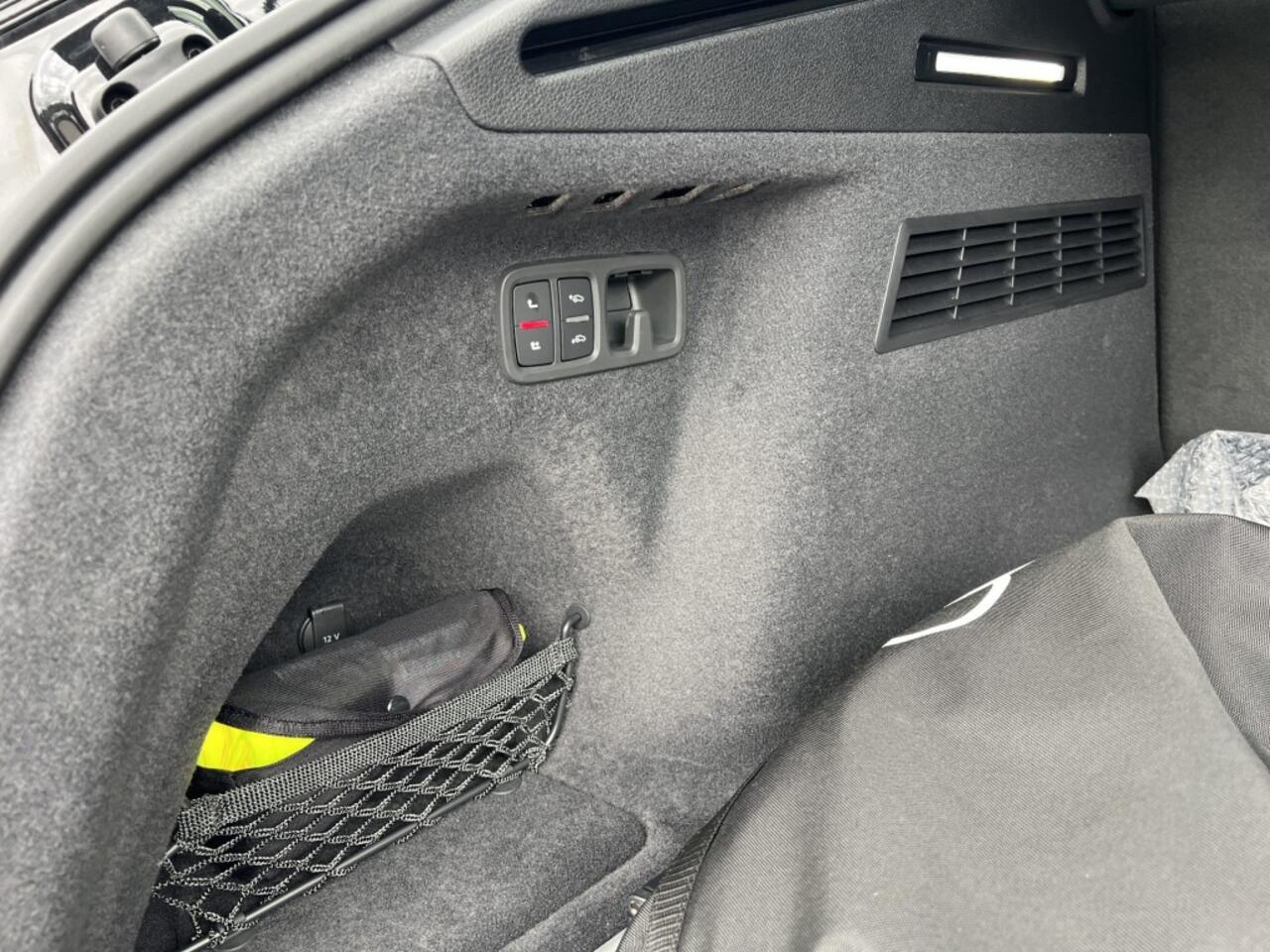 Audi Q8 60 TFSI e Quattro Competition Head up Pano RS Massage 4W besturing