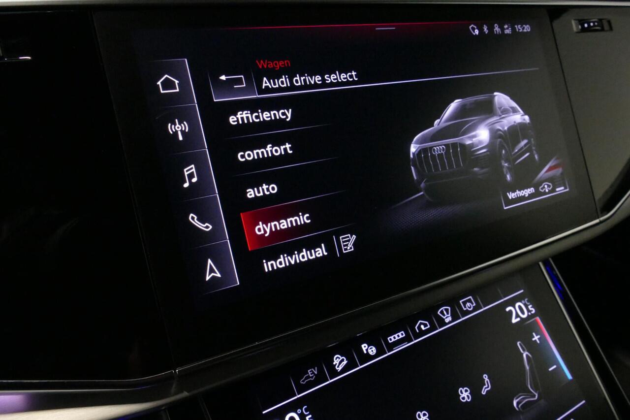 Audi Q8 55 TFSI e quattro Pro Line S / RSQ8 Diffuser / RSQ8 Grill / Maxton Design Bodykit V.2 / Panoramadak / RS Sportstoelen / Elektr. verstelbare voorstoelen + memory / Sport Luchtvering / Matrix LED / Ambienteverlichting plus / Apple Carplay - Android Auto / B