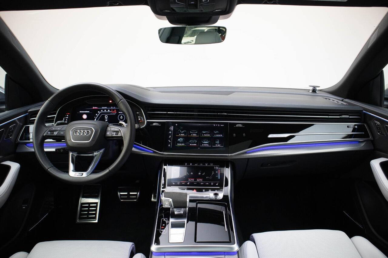Audi Q8 4.0 TFSI RS Q8 quattro | B&O Advanced | Audi exclusive Leder | City | Tour | Parking | Panorama | Trekhaak | 23 Inch | Matrix |