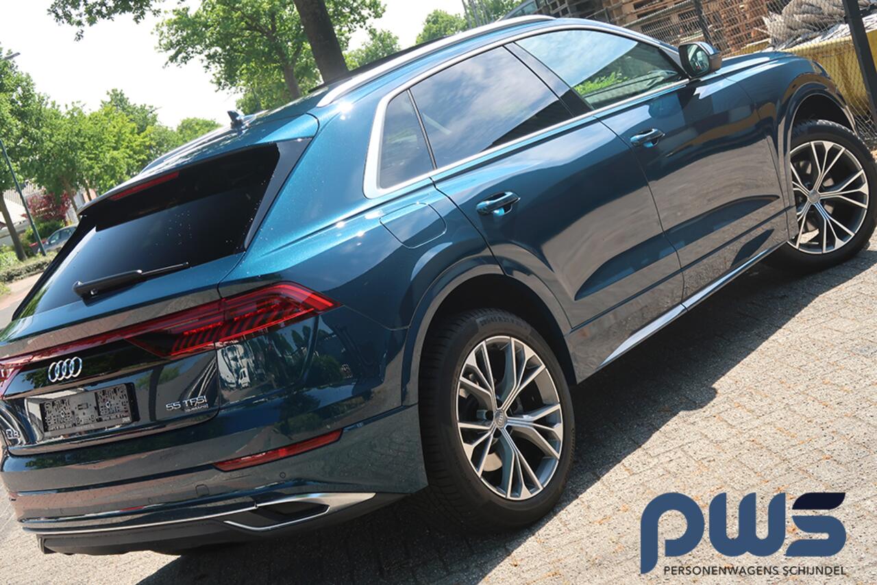 Audi Q8 55 TFSI e quattro Pro Line Plus Panodak / Led / Leer / Digital cockpit etc. / 1e eigenaar!